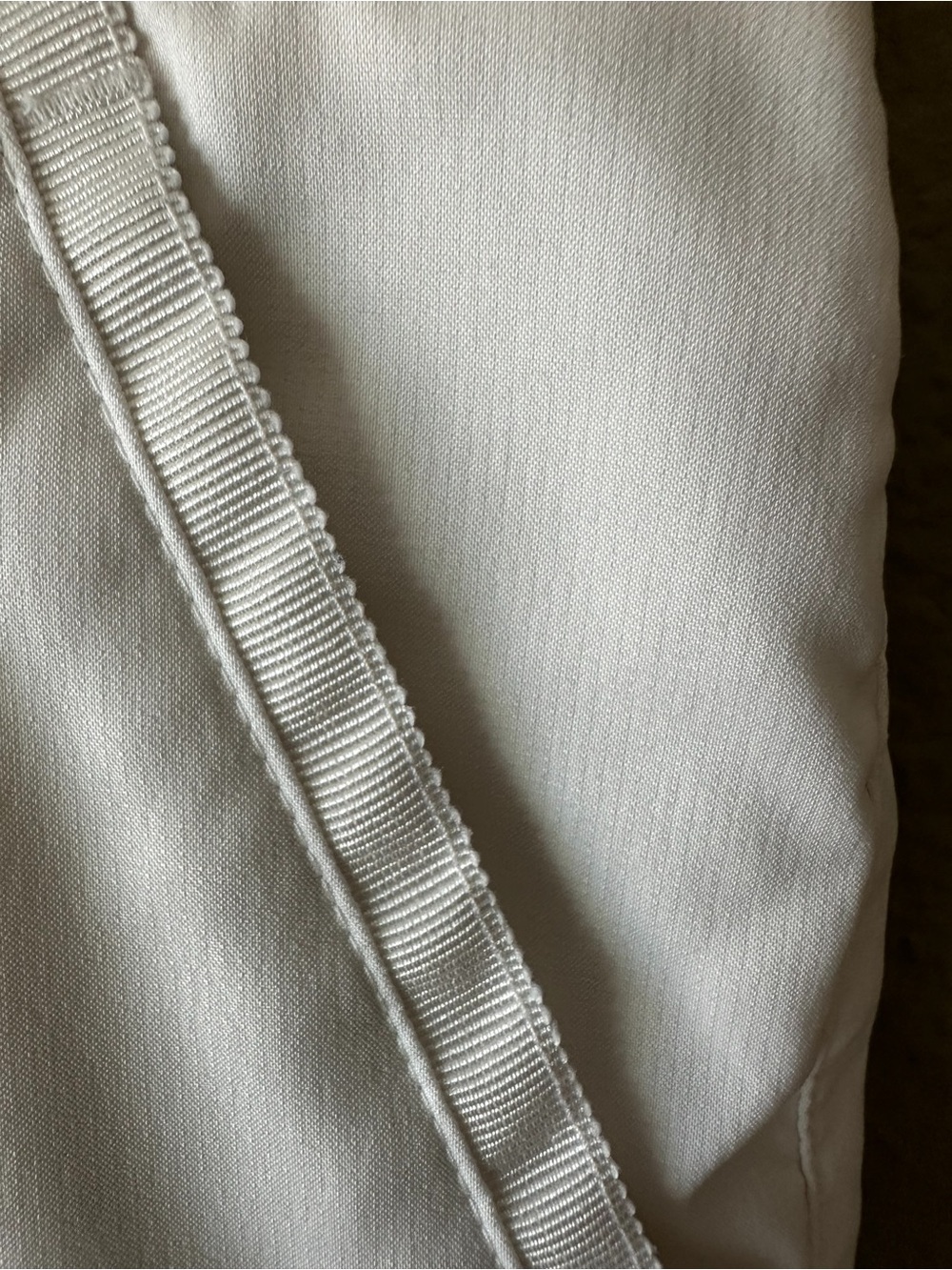 Puma White Cropped Golf Capri Pants with Logo - Picture 4 of 5